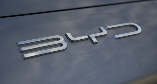 BYD retira más de 115.000 vehículos en China por fallas de diseño y seguridad