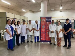 Jornada de concienciación por el Día Mundial de la Amiloidosis en el Hospital de Luque
