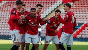 El golazo de Diego León en Manchester United