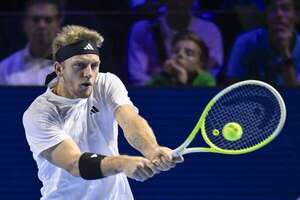Davidovich Fokina, beneficiado por el retiro del rival - Tenis - ABC Color