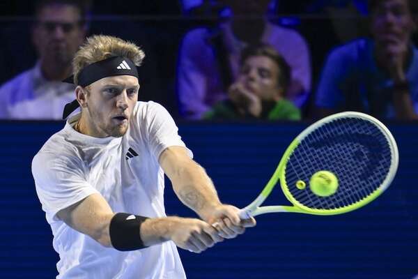 Davidovich Fokina, beneficiado por el retiro del rival - Tenis - ABC Color