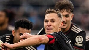 Bayern golea al colista y sigue contando sus partidos por victorias