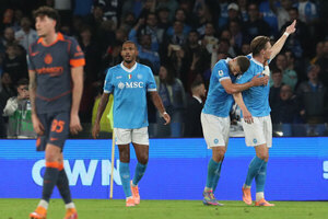 Versus / Nápoles frena al Inter de Milán y toma el mando en Italia