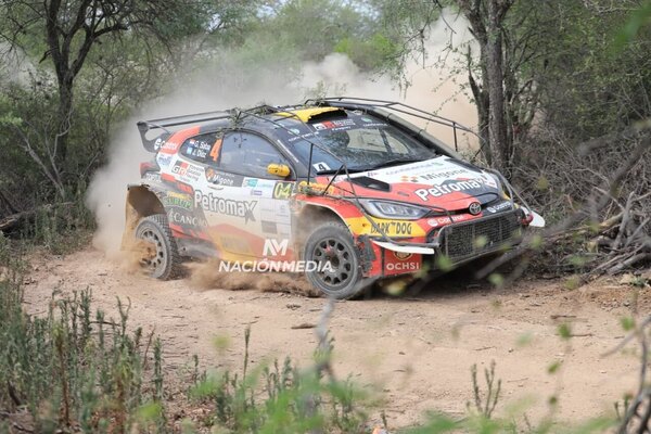 Versus / ¡Gustavo Saba se adjudica el segundo día del rally chaqueño!