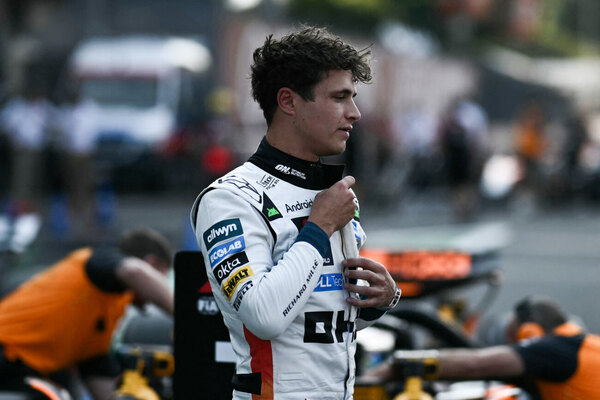 Versus / Norris partirá primero en México, con Verstappen y Piastri rezagados