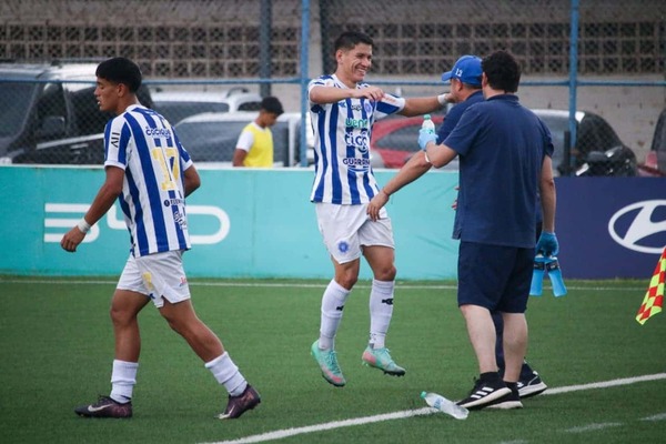 12 de Octubre de Itauguá no falla y sigue firme en su objetivo de ascenso - La Tribuna