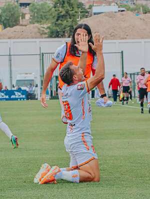 Primer gol de Derlis Orué en Perú - Fútbol - ABC Color