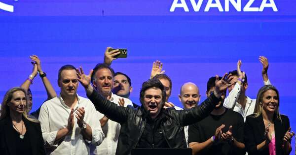 La Nación / Argentina: Milei afronta un examen clave en legislativas