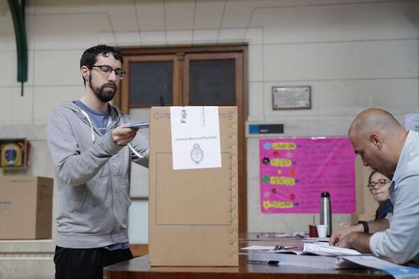 Participación provisional en elecciones argentinas alcanza el 66 %, la más baja en 40 años - Mundo - ABC Color