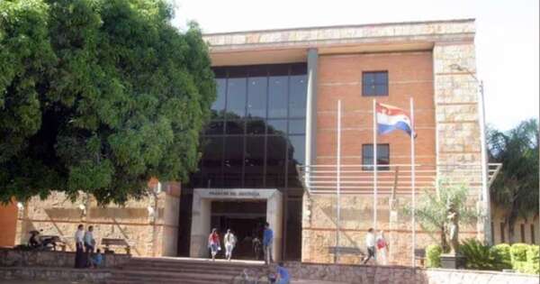 La Nación / Anulan la absolución de docente acusado de abuso