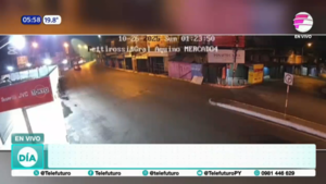 Ingresó de contramano a gran velocidad y se llevó por delante una casilla en el Mercado 4