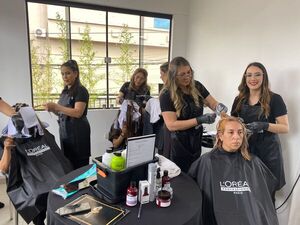 Talento, color y creatividad en la primera competencia de socios de Estilistas del Sur