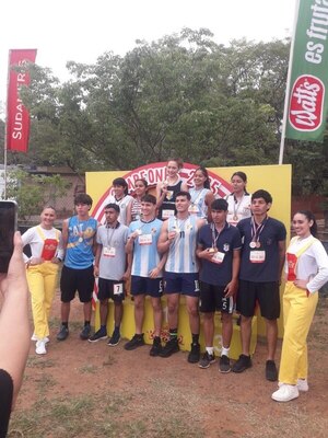 Estudiantes del Colegio Sargento Cándido Silva brillaron en el Campeonato de Atletismo SAS 2025 » San Lorenzo PY
