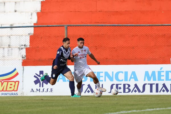 Ameliano recibe en la fortaleza al descendido General Caballero JLM