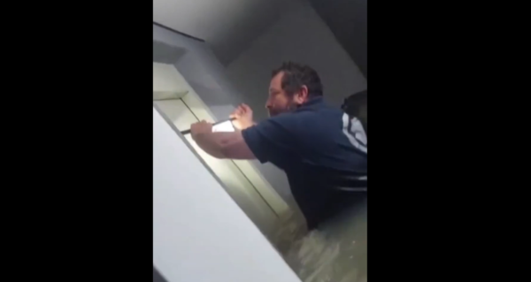 Caño roto de la Essap casi causa una tragedia en edificio de Asunción