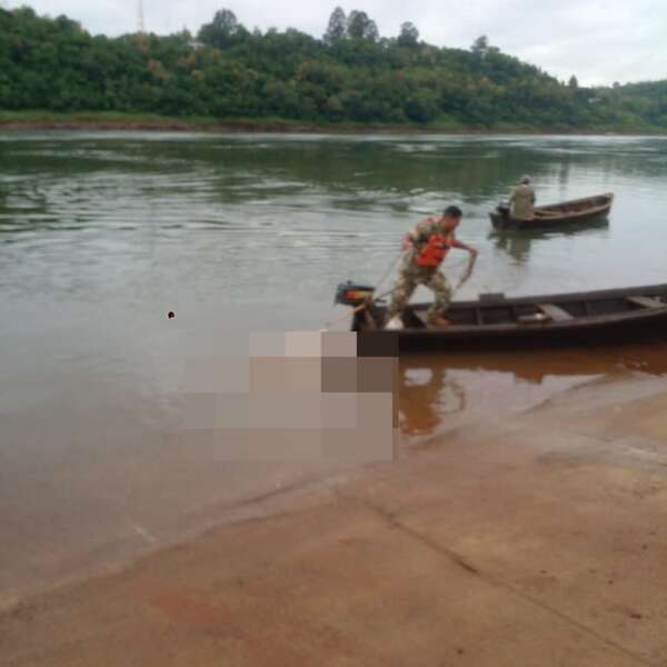 AUDIO: Hallan cuerpo envuelto en bolsa arpillera en el río Paraná  - A La Gran 7-30 - ABC Color