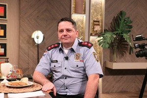 Popular / Policía youtuber niega que quiere ser senador