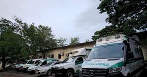 La Nación / Centro Regulador de Ambulancias redujo servicios a raíz de más móviles en hospitales