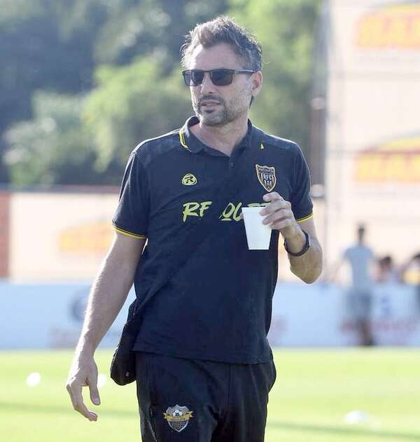 Recoleta FC: Primer objetivo cumplido - Fútbol - ABC Color