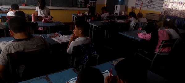 Carmelo Peralta sigue sin energía eléctrica y reclaman una solución urgente - Concepción al Día