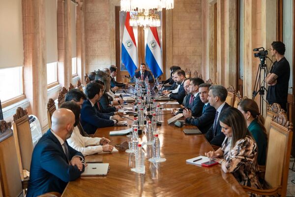 Peña destaca avances en programas sociales, crecimiento económico y reforma penitenciaria