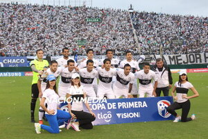 Versus / ¡El exjugador de Olimpia que desea jugar hasta los 50 años!