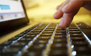 Abogado es condenado a 8 años de cárcel por pornografía infantil | Unicanal