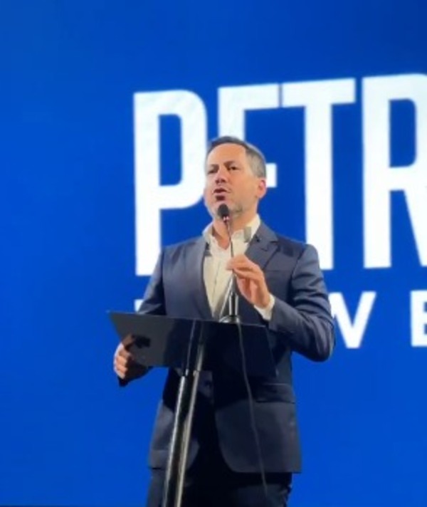 Latorre destaca el crecimiento inmobiliario con la inauguración de la torre más alta del país | Unicanal