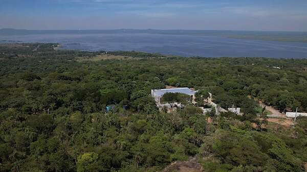 Mansión de Peña: sin rastros en Seprelad de empresa dueña del terreno - Política - ABC Color