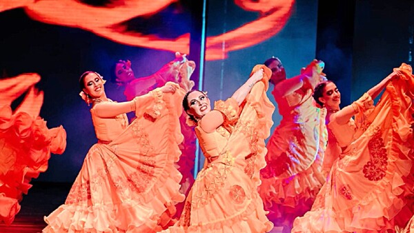 Compasses celebra la danza paraguaya