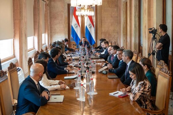 Peña sostiene que su Gobierno "va excelente"