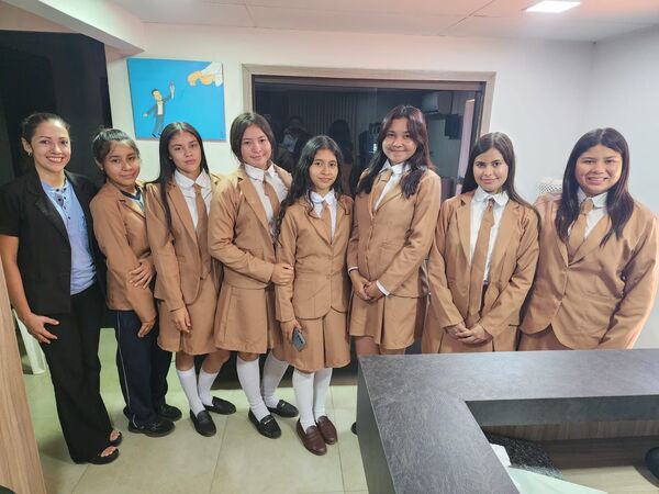 Estudiantes del Colegio San Roque investigan los orígenes de su institución - Concepción al Día