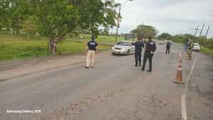 Intensifican controles anticontrabando en el puesto Vista Alegre - Policiales - ABC Color