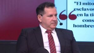 Presentarán en el Ministerio de Defensa el primer tomo de “Jugando a ser dioses”