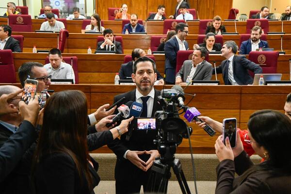 «Soy amigo de la concordia y la unidad del Partido Colorado»