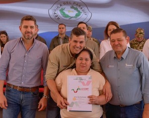 Regularización histórica en Marina Cué: productores reciben sus primeros créditos del BNF - ADN Digital