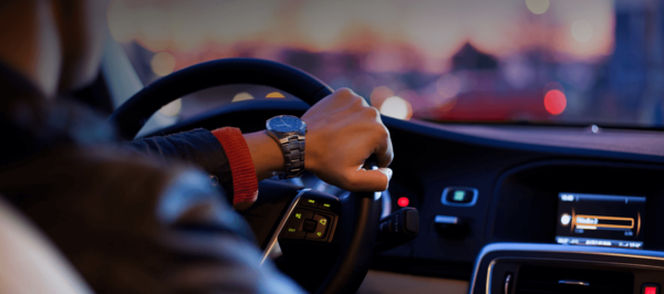 Conductor de Bolt fue rociado con gas pimienta luego de roce con otro vehículo