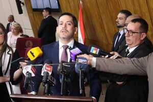 Popular / Marina Cué: Presidente Latorre resalta entrega de títulos de propiedad en histórica jornada de reconciliación