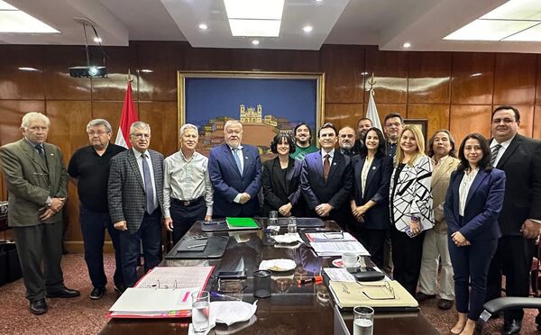 IPS aprueba procedimientos para Ley del Seguro Social del Artista