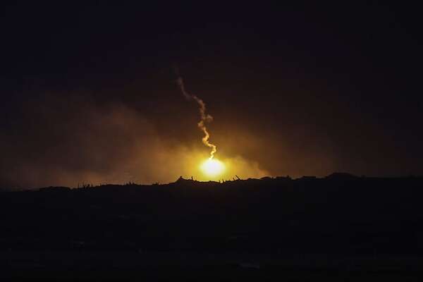 Israel bombardea Gaza tras acusar a Hamás de atacar a sus tropas  - Mundo - ABC Color