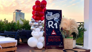 Momentos únicos plasmados con tiza: CB Pizarras, el emprendimiento que transforma cada trazo en recuerdos