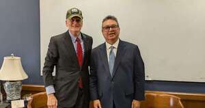 La Nación / Leite visitó al senador Cassidy