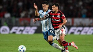 Racing recibe a Flamengo y busca revertir la serie para llegar a la final