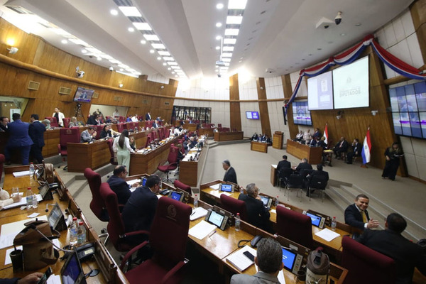 Congreso aprobó financiamiento de USD 75 millones para red vial nacional