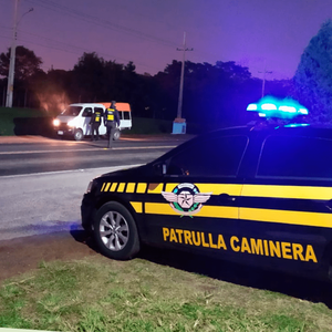 Si usás protectores de chapas o luces de colores te puede salir una multa considerable