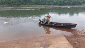 Cuerpo hallado en río Paraná pertenecería a uno de los sicarios del militar | Unicanal