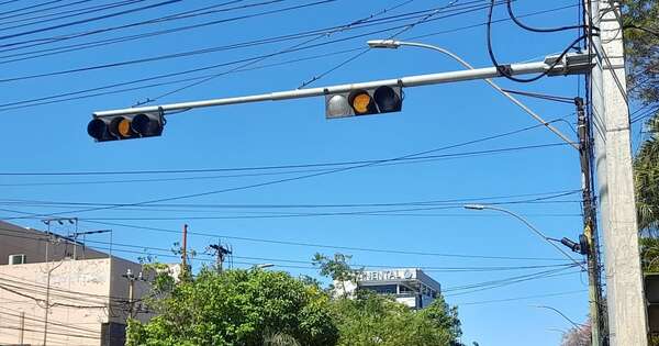 Diario HOY | Piden informes sobre instalación de semáforos en Asunción ante quejas de vecinos