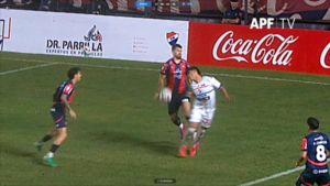 El análisis arbitral de las jugadas más polémicas del Clásico de Barrio Obrero