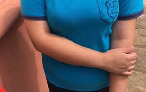 Popular / Denuncian a mbo’ehára por “burlarse”  de su alumna enferma