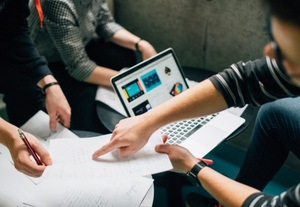 Más de 5.400 nuevas empresas se constituyeron hasta setiembre bajo el régimen EAS